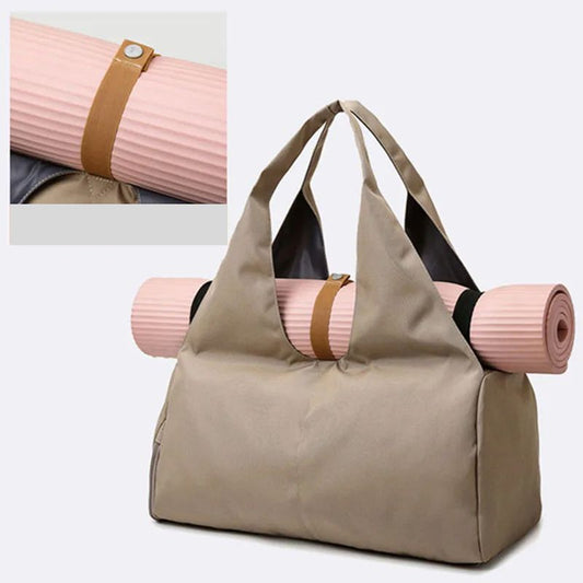 Träningsväska med skofack & yogamattshållare – Stilren, rymlig och perfekt för gymmet