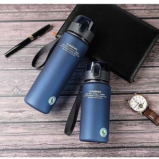 Vattenflaska i stilren och hållbar design – perfekt för träning, kontoret och aktiv livsstil