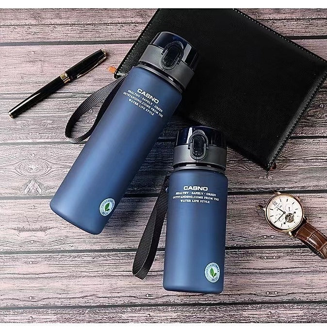Vattenflaska i stilren och hållbar design – perfekt för träning, kontoret och aktiv livsstil