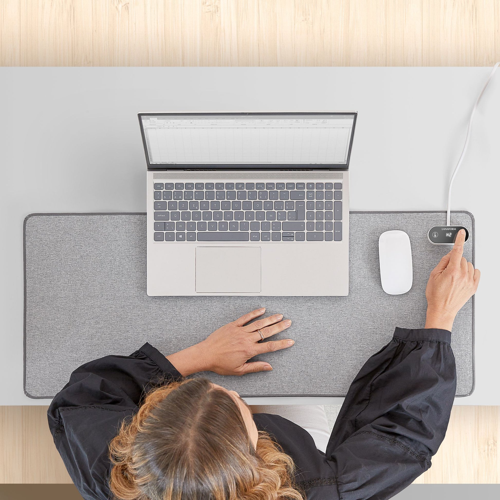 Lanaform Heating Desk Pad – Elektrisk musmatta & värmematta för händer och skrivbord