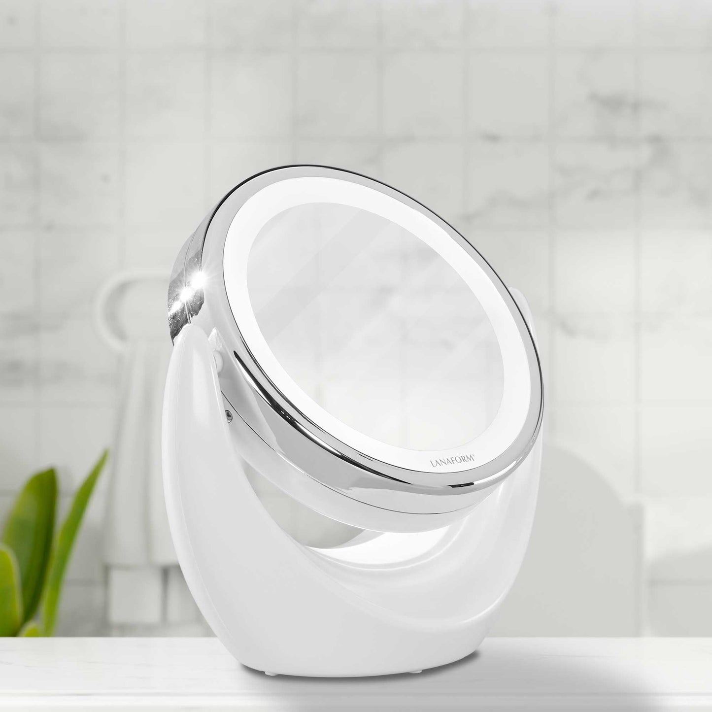 Lanaform LED Mirror – Sminkspegel med LED-ljus och magnetisk 10x förstoring