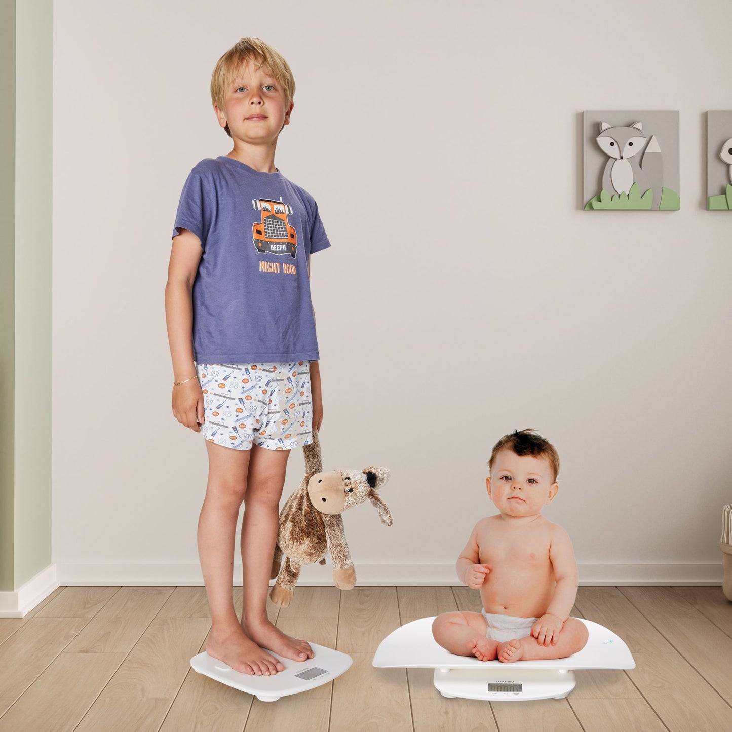 Lanaform Evolutive Scale – Digital baby- och barnvåg som växer med barnet